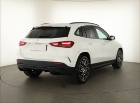 Mercedes-Benz GLA - 2025