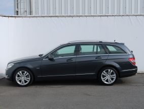 Mercedes-Benz C - 2010