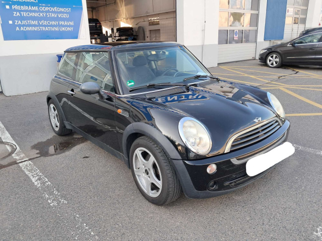 MINI 3-door 2004
