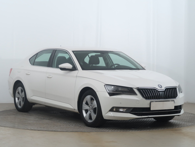 Škoda Superb 2015