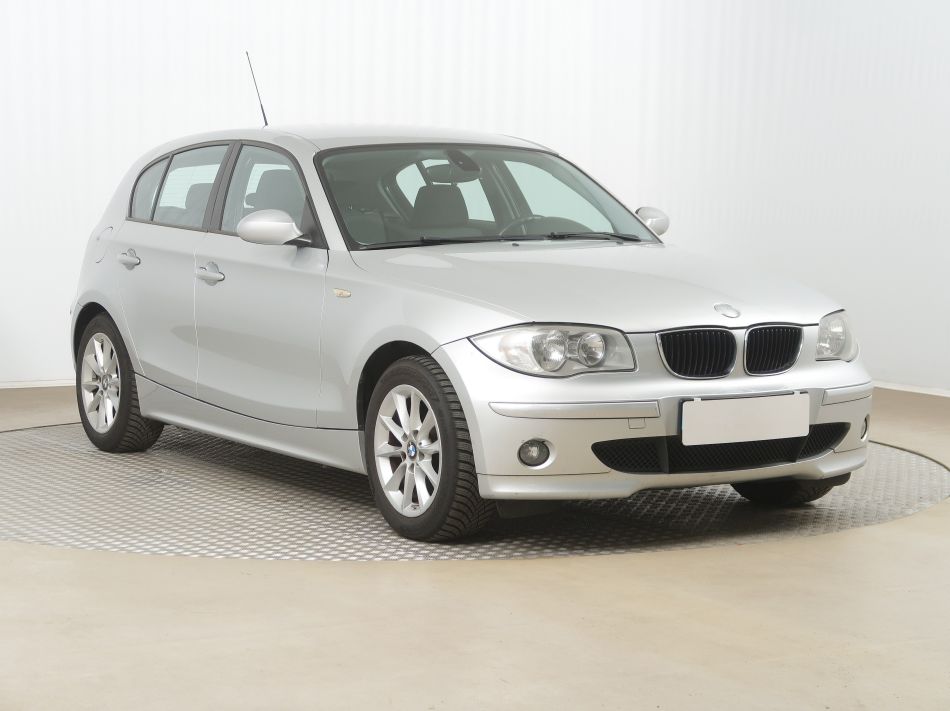 BMW 1 - 2004
