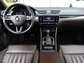 Škoda Superb - 2019