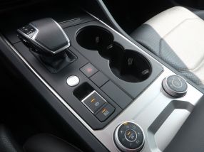 Volkswagen Touareg - 2019