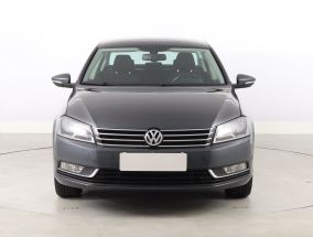 Volkswagen Passat - 2010
