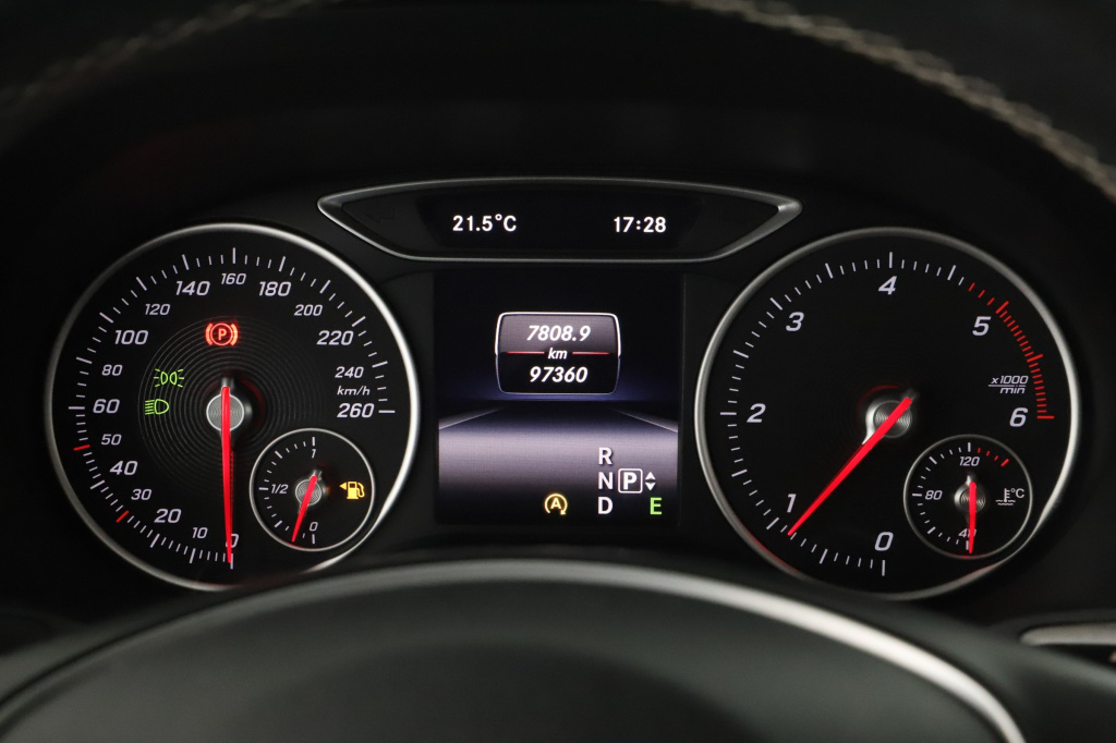 Mercedes-Benz B