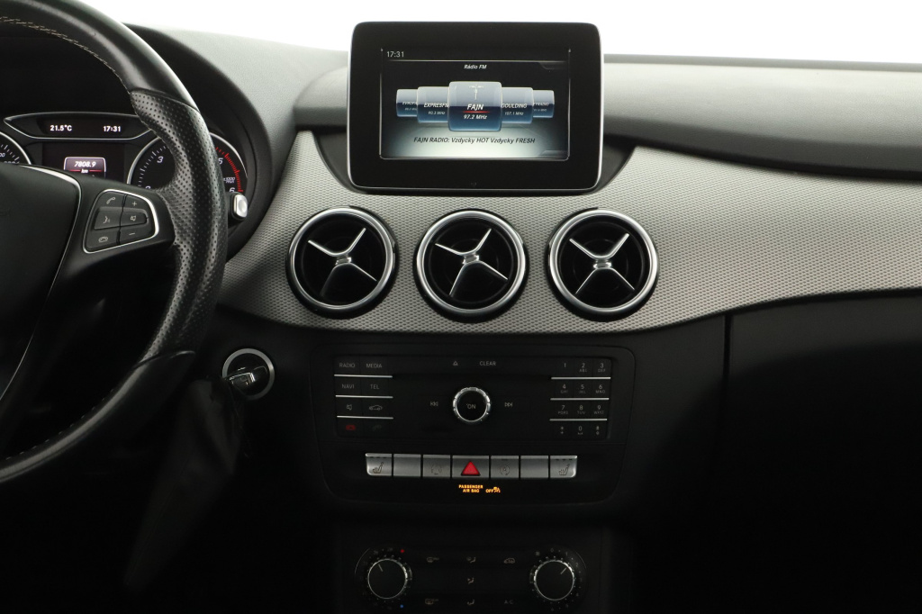 Mercedes-Benz B