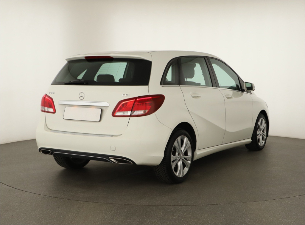 Mercedes-Benz B