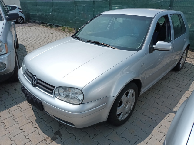 Volkswagen Golf 2000