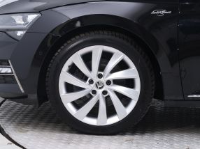 Škoda Superb - 2020