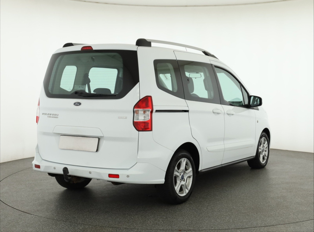 Ford Tourneo Courier