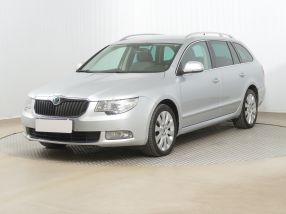 Skoda Superb - 2010