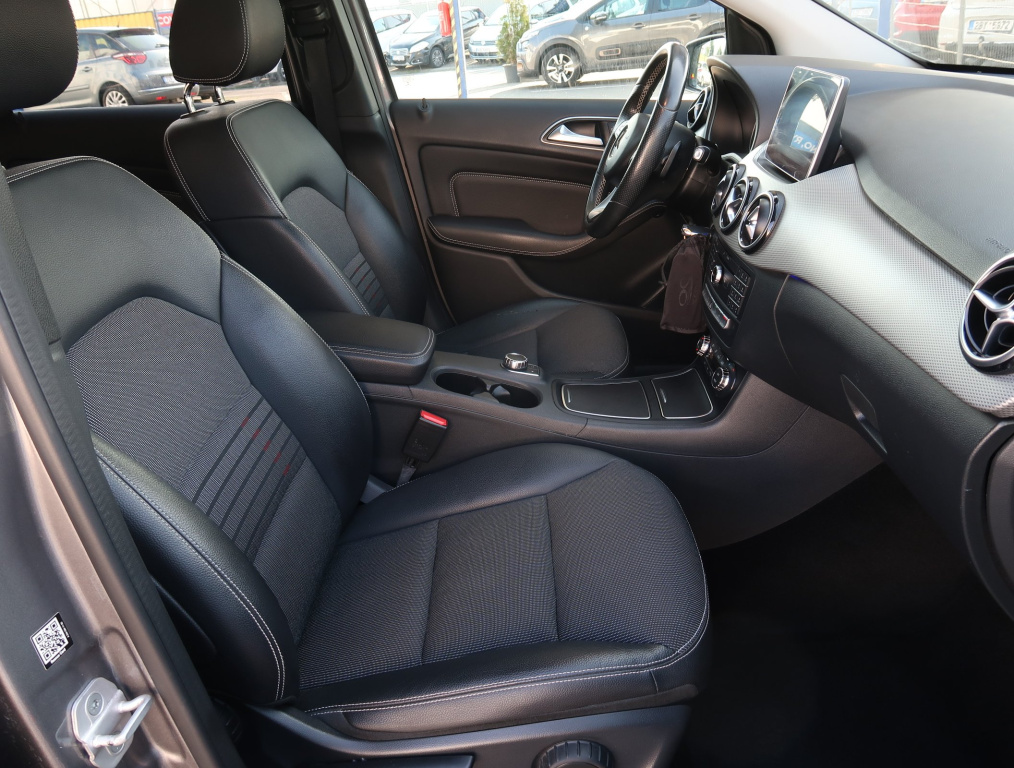Mercedes-Benz B