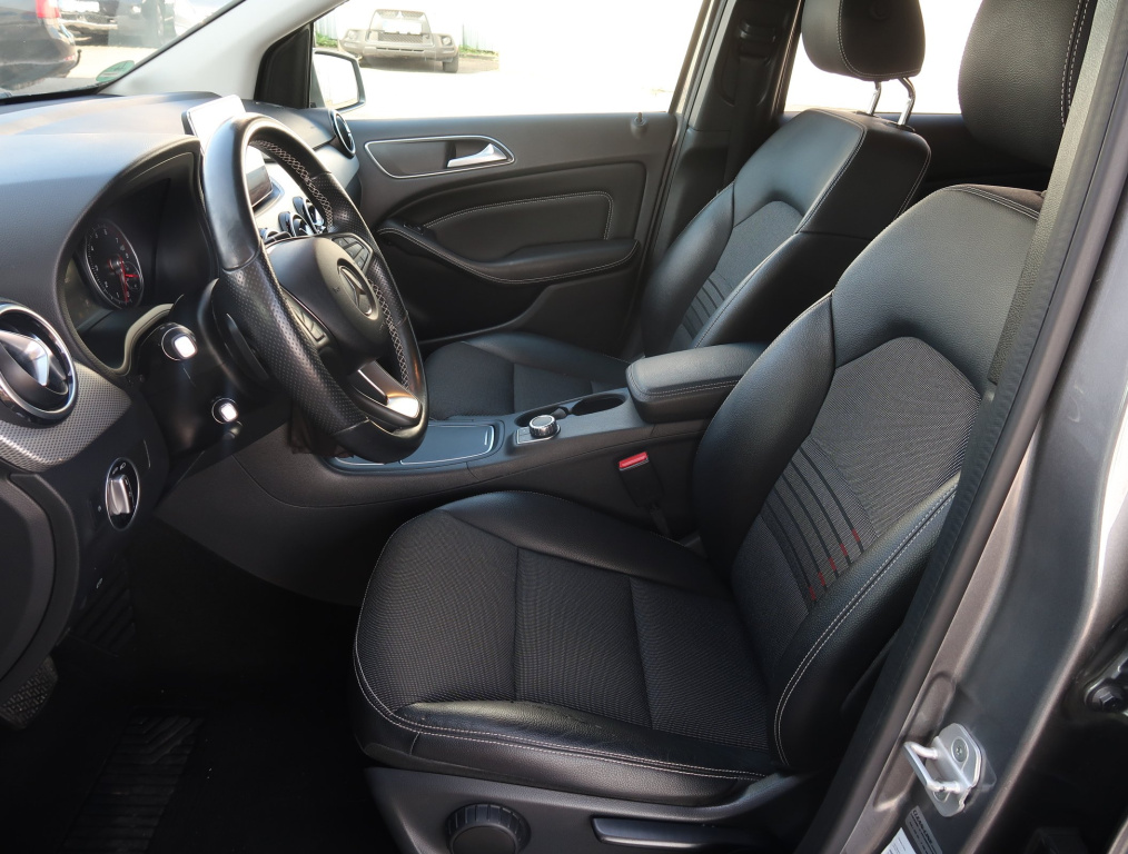 Mercedes-Benz B