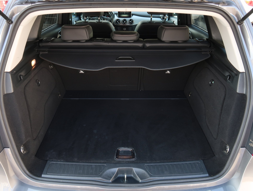Mercedes-Benz B