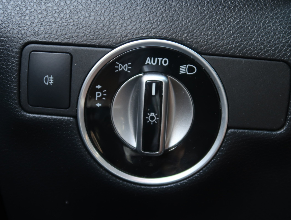 Mercedes-Benz B