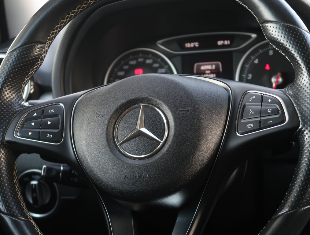 Mercedes-Benz B