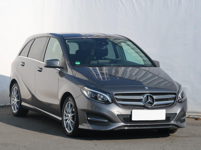 Mercedes-Benz B 2015