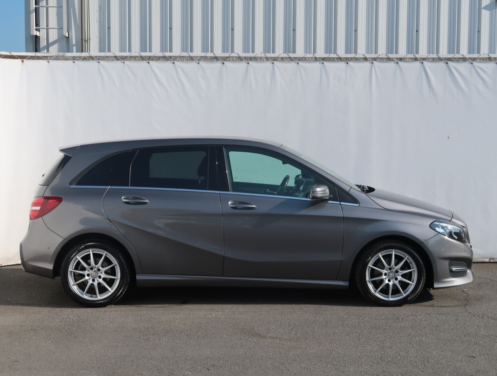 Mercedes-Benz B