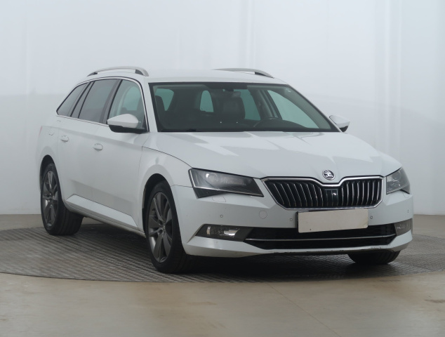 Škoda Superb 2016