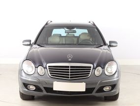 Mercedes-Benz E - 2006
