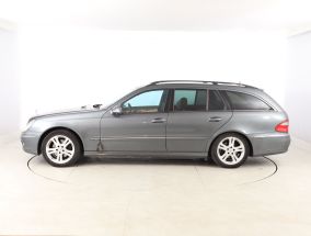 Mercedes-Benz E - 2006