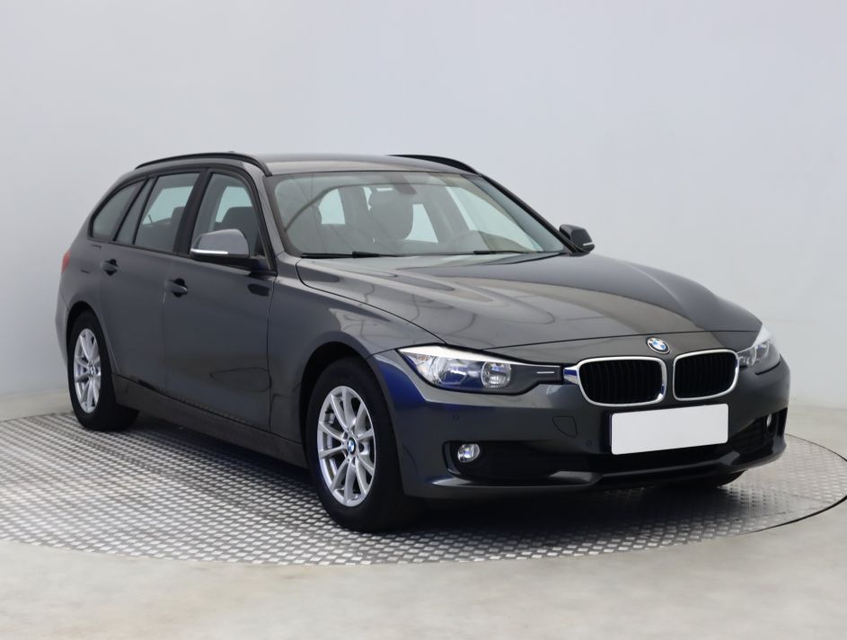 BMW 3 - 2012