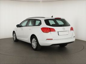 Opel Astra - 2015
