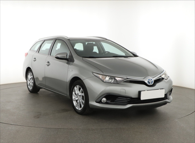 Toyota Auris 2016