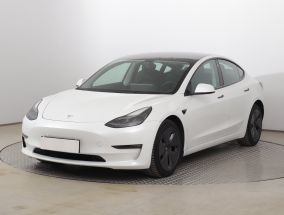 Tesla Model 3 - 2021