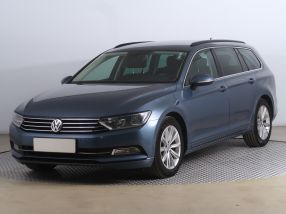 Volkswagen Passat - 2015