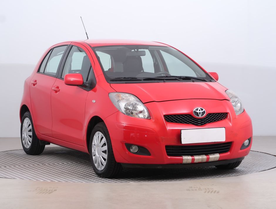 Toyota Yaris - 2011