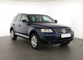 Volkswagen Touareg, 2004