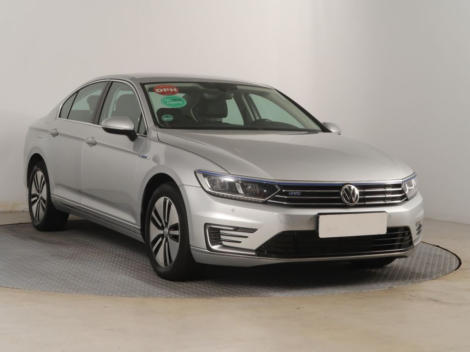 Volkswagen Passat - 2019