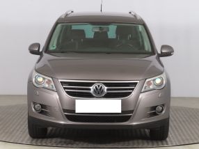 Volkswagen Tiguan - 2011