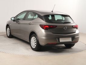 Opel Astra - 2016