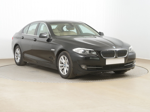 BMW 5 2011