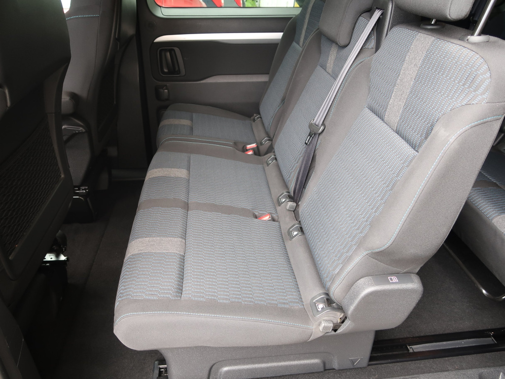 Peugeot Traveller