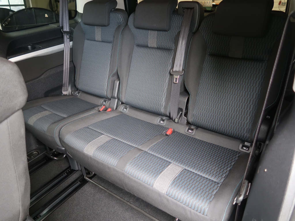 Peugeot Traveller