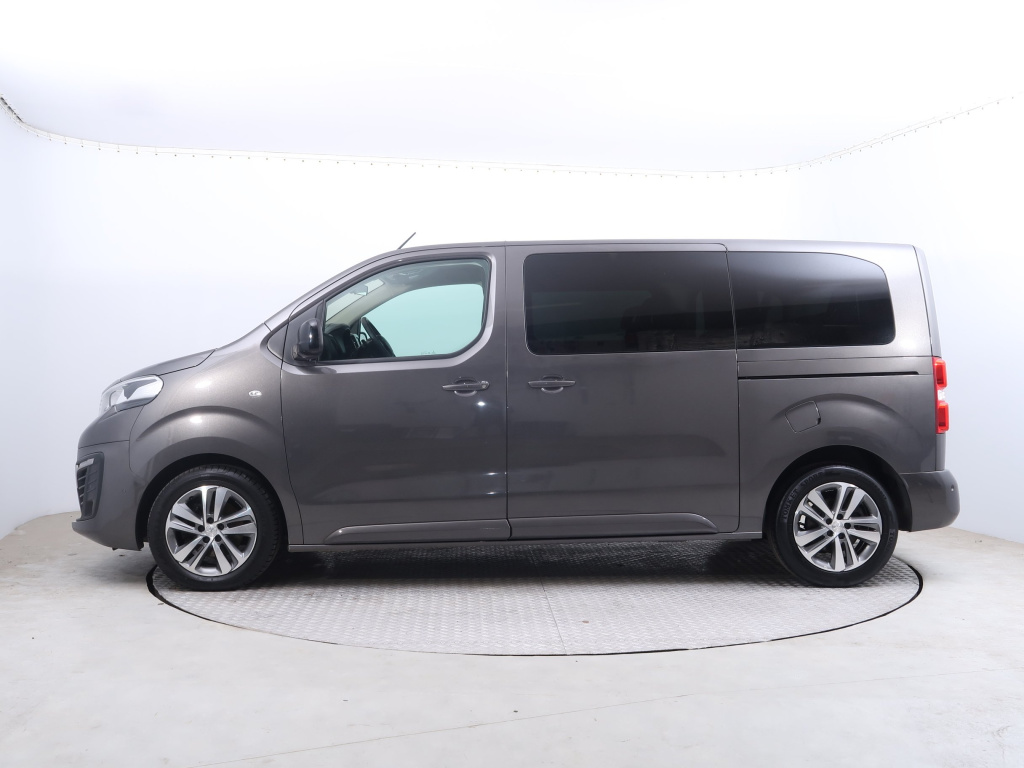Peugeot Traveller
