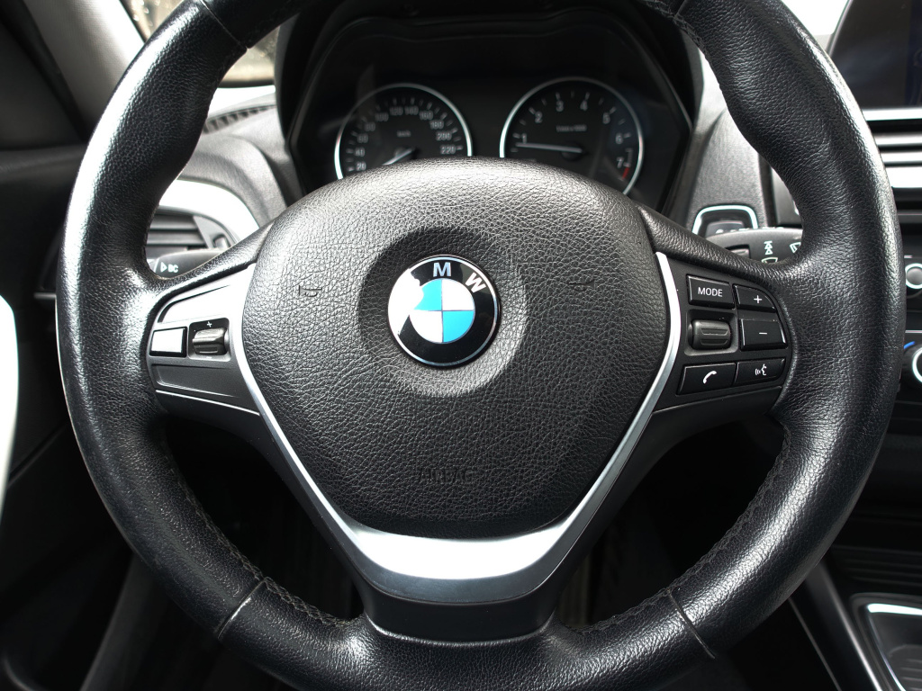 BMW 1