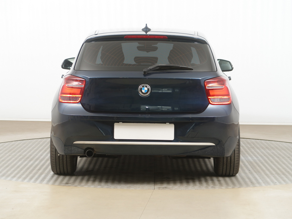 BMW 1