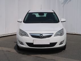 Opel Astra - 2010