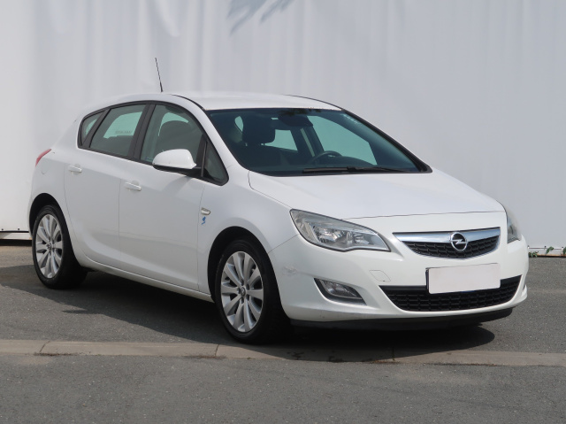 Opel Astra 2010