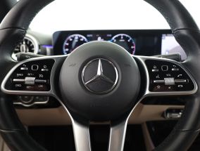Mercedes-Benz CLA - 2021