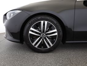 Mercedes-Benz CLA - 2021
