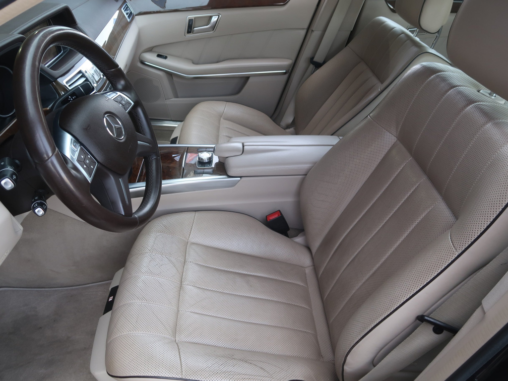 Mercedes-Benz E