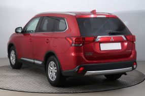 Mitsubishi Outlander - 2017