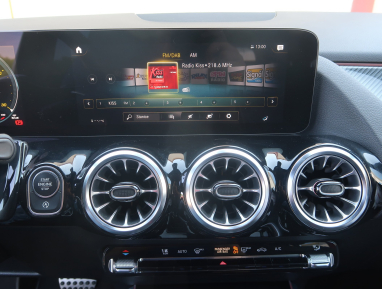 Mercedes-Benz GLA - 2022