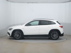 Mercedes-Benz GLA - 2022