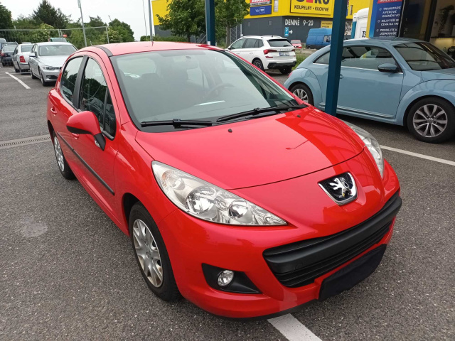Peugeot 207 2011